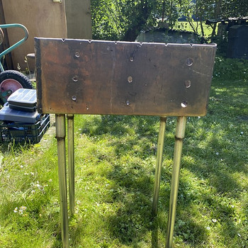 Roostevabast terasest grill