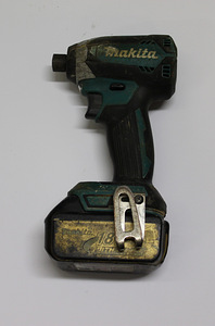 Akutrell Makita DTD153 + aku 3,0Ah (2 foto / 5)