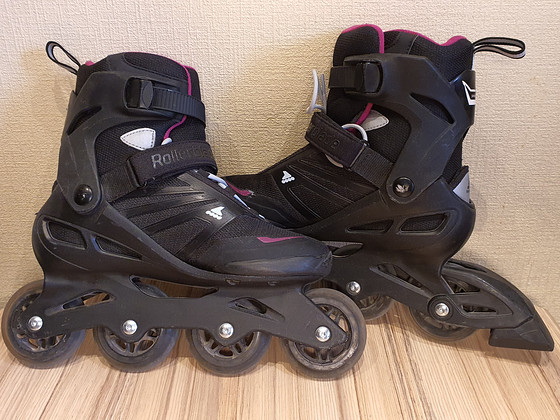 Роликовые коньки Rollerblade