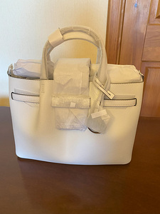 Michael Kors Carson Medium Satchel Optic White (3 foto / 4)