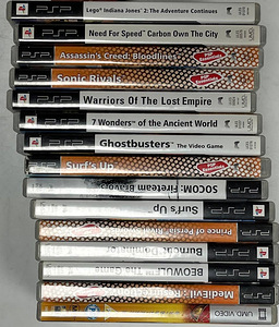 Отличная подборка оригинальных игр для Sony PSP! (1 фото из 8)
