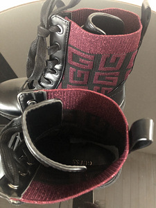 НОВЫЕ оригинальные демисезонные сапоги GUESS размер 38 (4 фото из 4)
