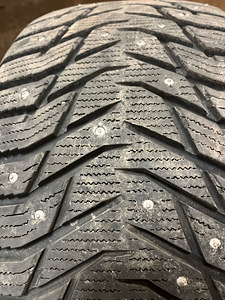 Müüa naastrehvid Sailun Ice Blazer WST3 245/45 R18 – nagu uu (1 фото из 2)