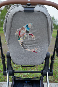 Väga heas korras Cybex Priam V4 2023 3-ühes vankrikomplekt (4 foto / 6)