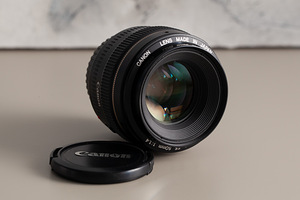 Комплект Canon EOS 5D Mark II + Canon EF 50mm f/1.4 USM (6 фото из 7)