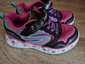 Skechers, suurus 30 (2 foto / 3)