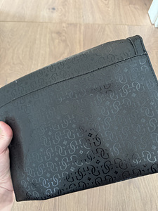 Guessi originaal clutch (4 foto / 4)