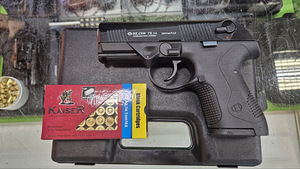 Стартовый пистолет BLOW TR14 (1 фото из 2)
