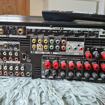 Продается AVR3313 домашний кинотеатр