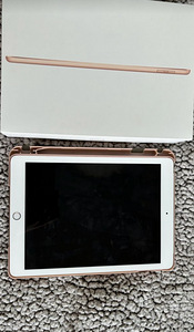 iPad розовый (3 фото из 3)