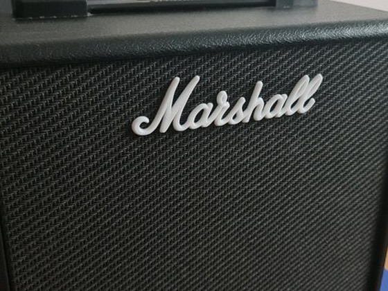 Kombo võimendi Marshall Code 25