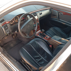Продается Mercedes W210 (9 фото из 13)