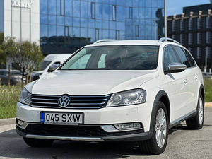 Volkswagen Passat Alltrack 2013 (2 фото из 15)