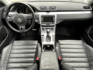 Volkswagen Passat Alltrack 2013 (6 фото из 15)