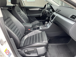 Volkswagen Passat Alltrack 2013 (9 фото из 15)