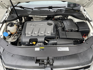 Volkswagen Passat Alltrack 2013 (5 фото из 15)