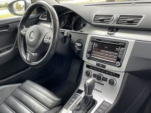 Volkswagen Passat Alltrack 2013 (12 фото из 15)
