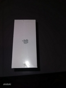 Apple Airpods 2 (3 фото из 4)