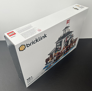 Lego Bricklink Designer Program Harbourmaster’s Office 91004 (3 фото из 3)