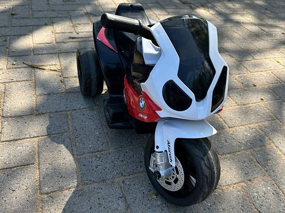 Kolmerattaline mootorratas lapsele BMW S1000R