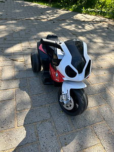 Kolmerattaline mootorratas lapsele BMW S1000R (1 foto / 3)