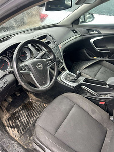 Opel insignia на запчасти (3 фото из 5)