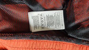 Мужская куртка Adidas (4 фото из 4)