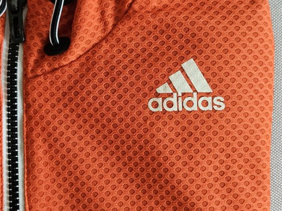 Adidase meeste jakk