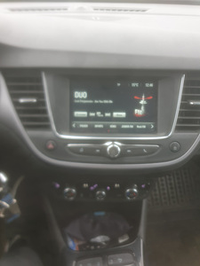 Opel crossland x (8 фото из 8)