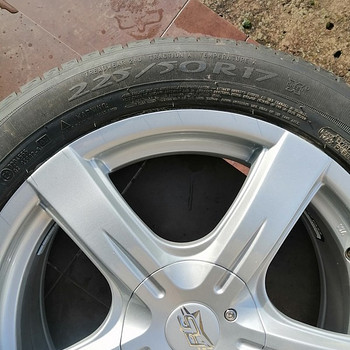 225/50R17 Michelin