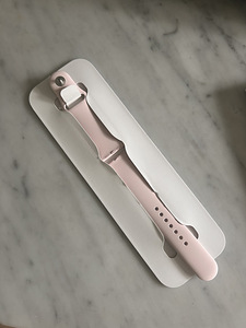 Apple Watch оригинальный ремешок (1 фото из 2)