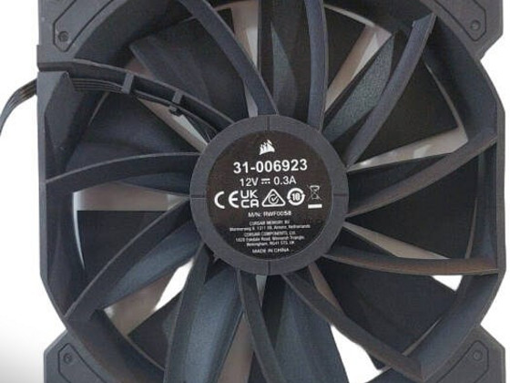 Corsair 140mm, 3 вентилятора новых от CORSAIR 7000D AIRFLOW