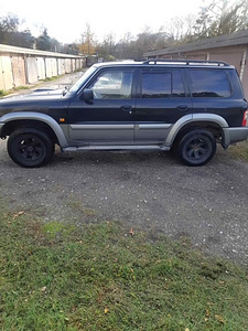 Nissan Patrol GR (3 foto / 8)