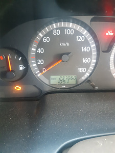 Nissan Patrol GR (8 foto / 8)