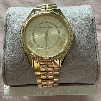 Часы Michael Kors