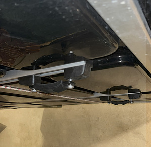 Auto katusetelk Thule Basin Wedge + Antikondensaadi matt (8 foto / 10)