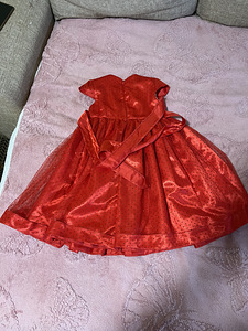 Детское платье (2 фото из 2)