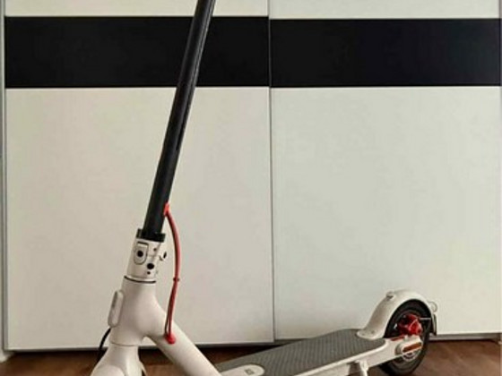 Электросамокат 2 шт., Xiaomi Mi Electric Scooter 3