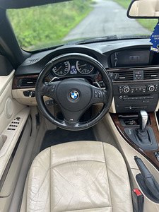 BMW 330d, Кабриолет, 3.0 180кВт (12 фото из 15)