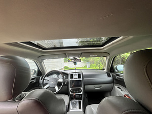 Chrysler 300c (3 фото из 4)