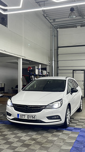 Opel Astra K 2017 (1 фото из 13)