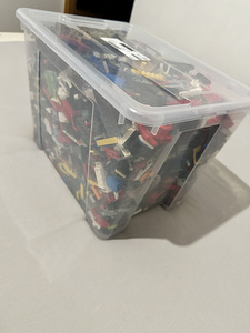 LEGO kast 6kg (1 foto / 3)