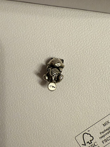 Müüa kassikujuline ripats Pandora jaoks (1 foto / 2)