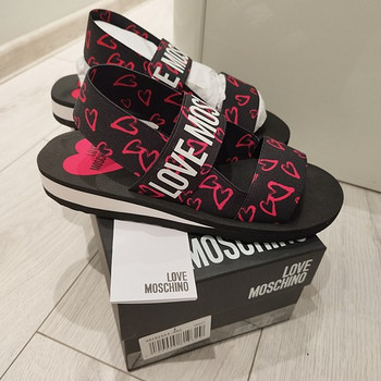 Moschino