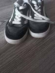 VANS р.37 (7 фото из 7)