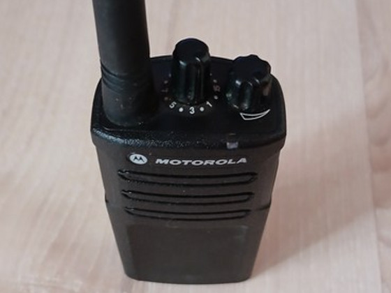 Рация Motorola XT420