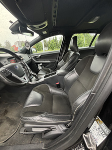 Volvo v60 Rdesign (7 фото из 8)