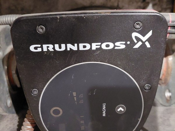 Тепловой насос Grundfos MAGNA1 32-80-180