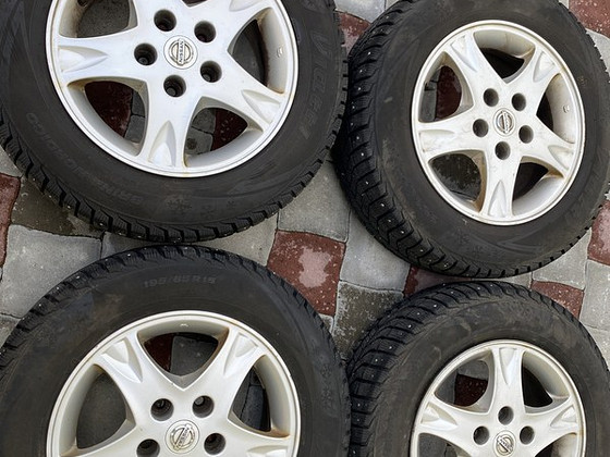 Nissan литые диски 15” (5x114,3)