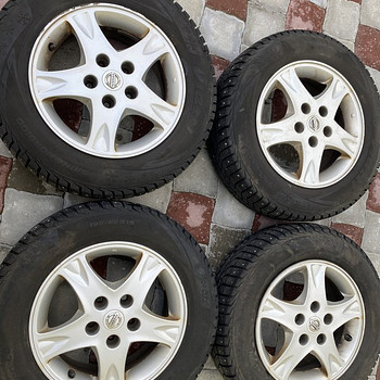 Nissan valuveljed 15”(5x114,3)